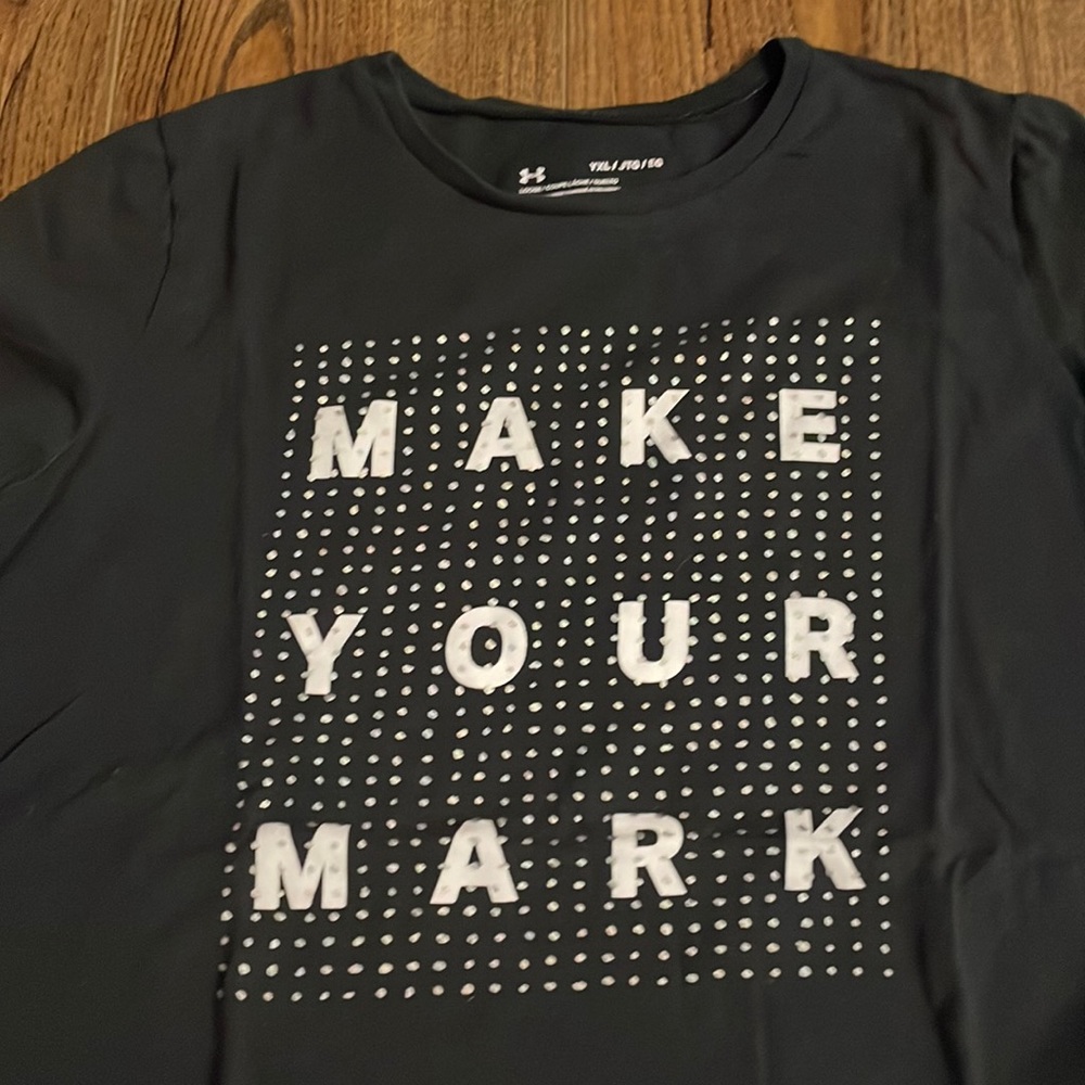 Black Under Armour tee